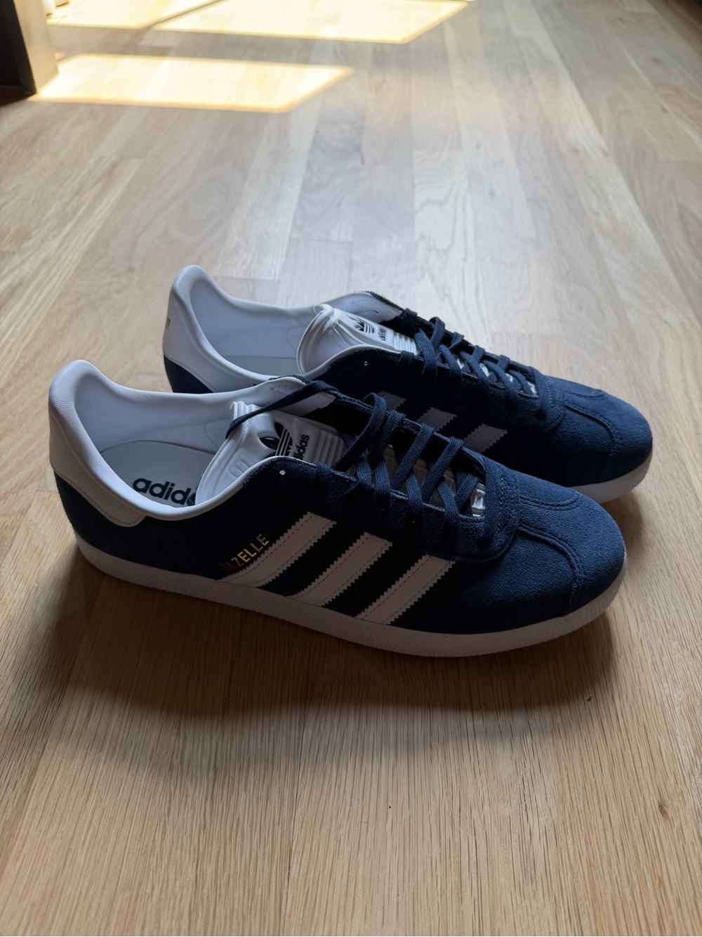 adidas Originals Gazelle Navy Blue White Suede Sneakers Men’s Size 10 NWOT
